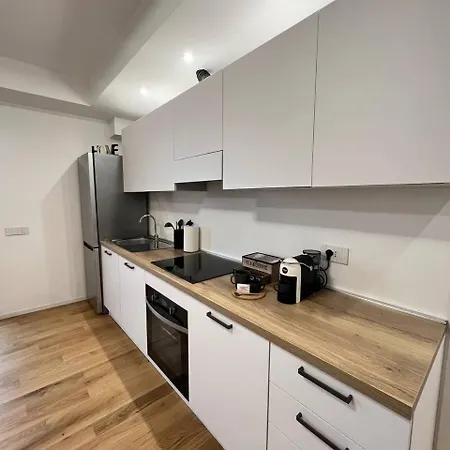 Apartman Likehome Portareno Monolocale Exclusive - 4 Pxs